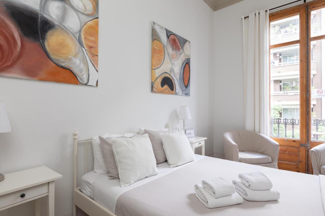 Casanova Guest House Barcelona Eksteriør billede